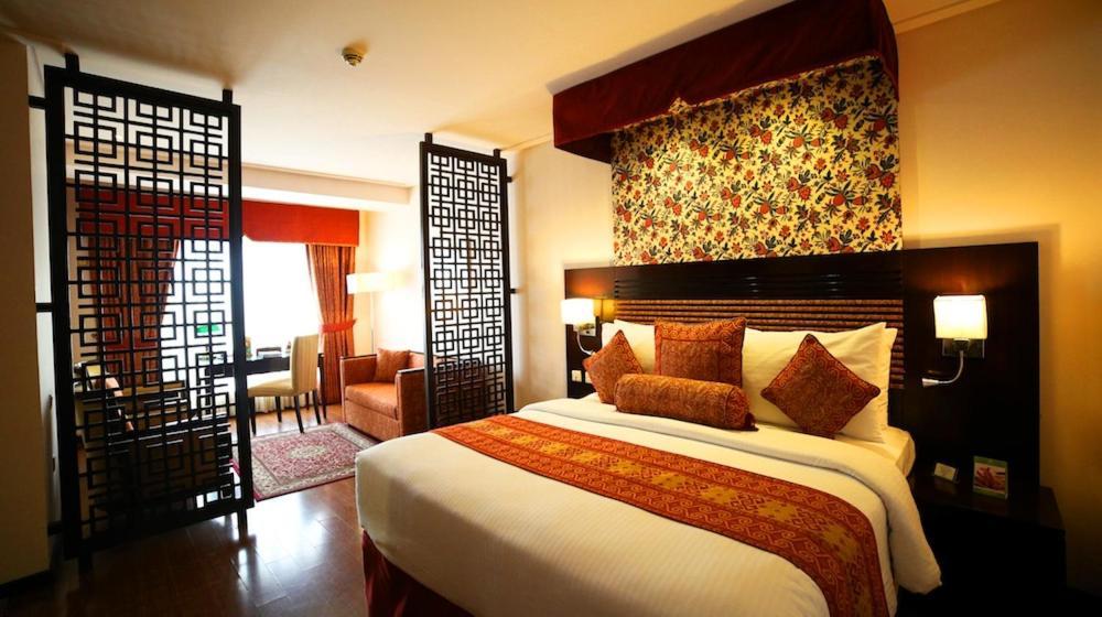 Park Lane Hotel Lahore Exterior foto